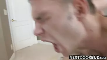 Athletic jocks Cassidy Jones and Zack Alexander anal fuck