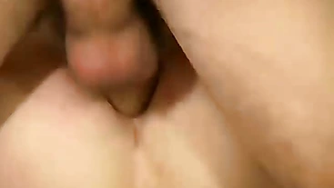 Twink loves to be in control and fucking that tight ass