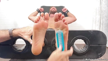 Hairy hunk Daniel S discovers tickles on his size 11 feet