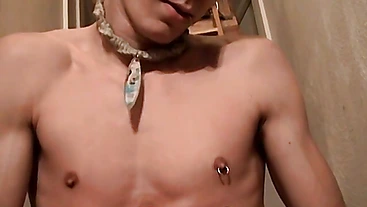Blonde Carl plays cock while chain smokin