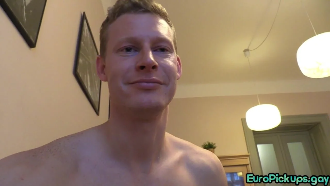 Real Pulled Straight Dude Riding Gay Guys Cock In POV - Schwuler Porno