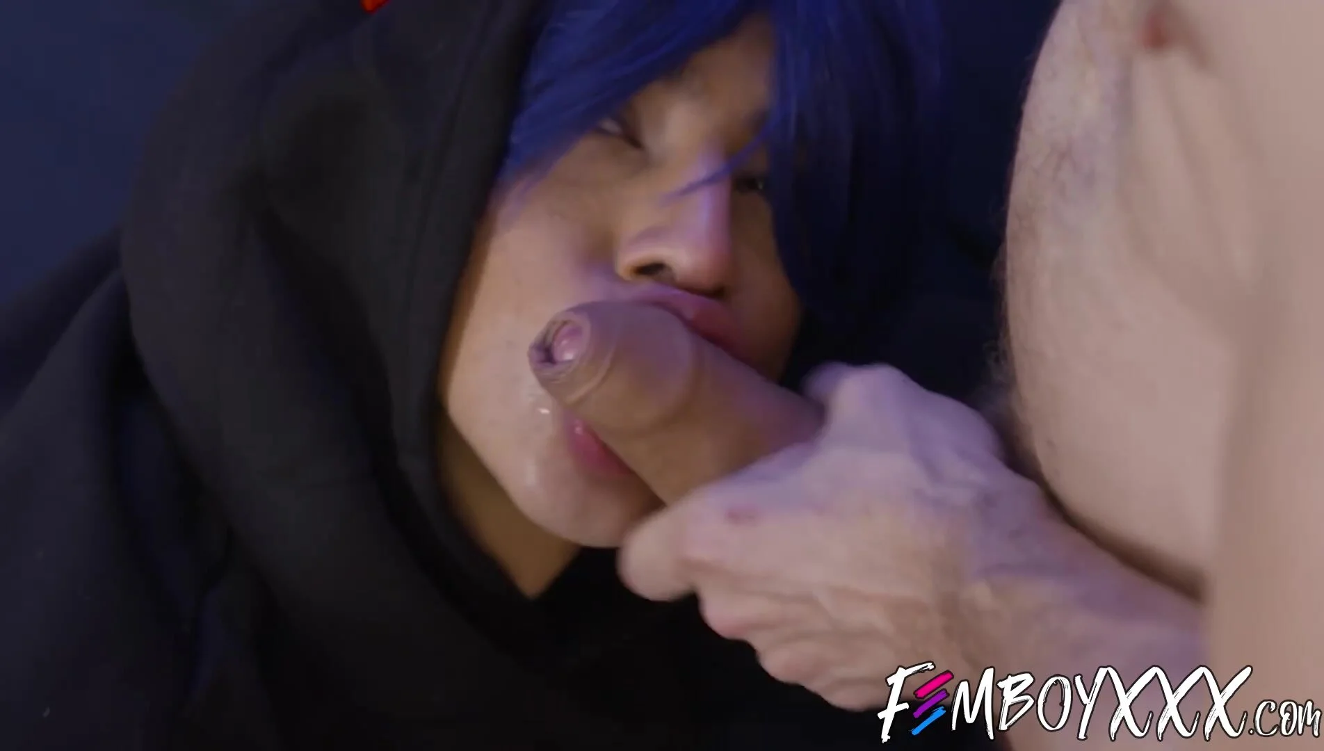 Horny femboy Angel Santana gives hung boyfriend a footjob until cumshot