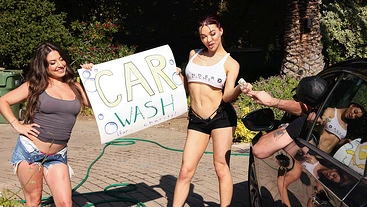 Lucky customer gets a free extra service on carwash