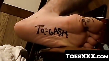 ToesXXX.com - Inked studs Axel and Billy da Kidd's foot and dick play