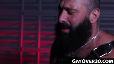 GayOver30.com - Rikk York's hard barebacking
