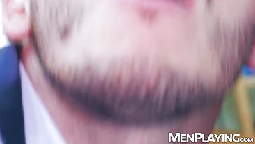 Bearded Bruno Max pays his barber Ricky Hard with savage breeding