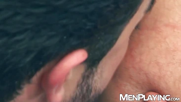 Hunk Marco Sessions has his ass wrecked by Harry Louis
