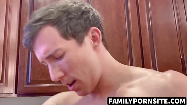 FamilyPornSite.com - Blonde Johnny Ford burned birthday bacon so I eat ass