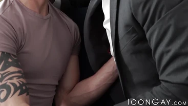 Casey Everett submits his asshole to passionate daddy DArclyte