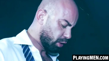 PlayingMen.com - Bruno Max pounds Alan Vicenzo's muscle ass hardcore