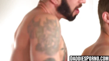Gorgeous twink bounces on stepdad's raw pole after blowjob