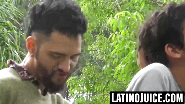 Young Latino beach hookup turns into bareback