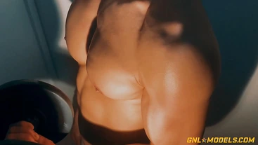 Muscular hunk lifting weights and getting his hot muscled body worshipped and nipples played!