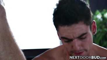 Johnny Torques big shaft and Connor Maguires holes have great chemistry