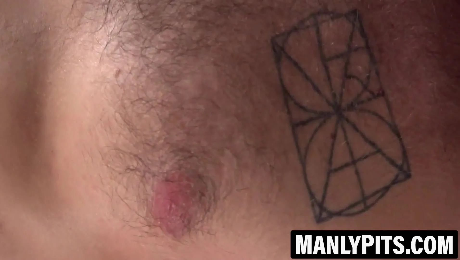 Hairy Twisted Raffy wild solo ends in heavy ejaculation