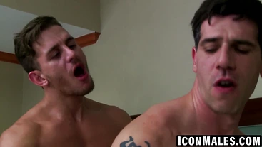 Tony Salerno dominates Alexander Gustavo in rough anal