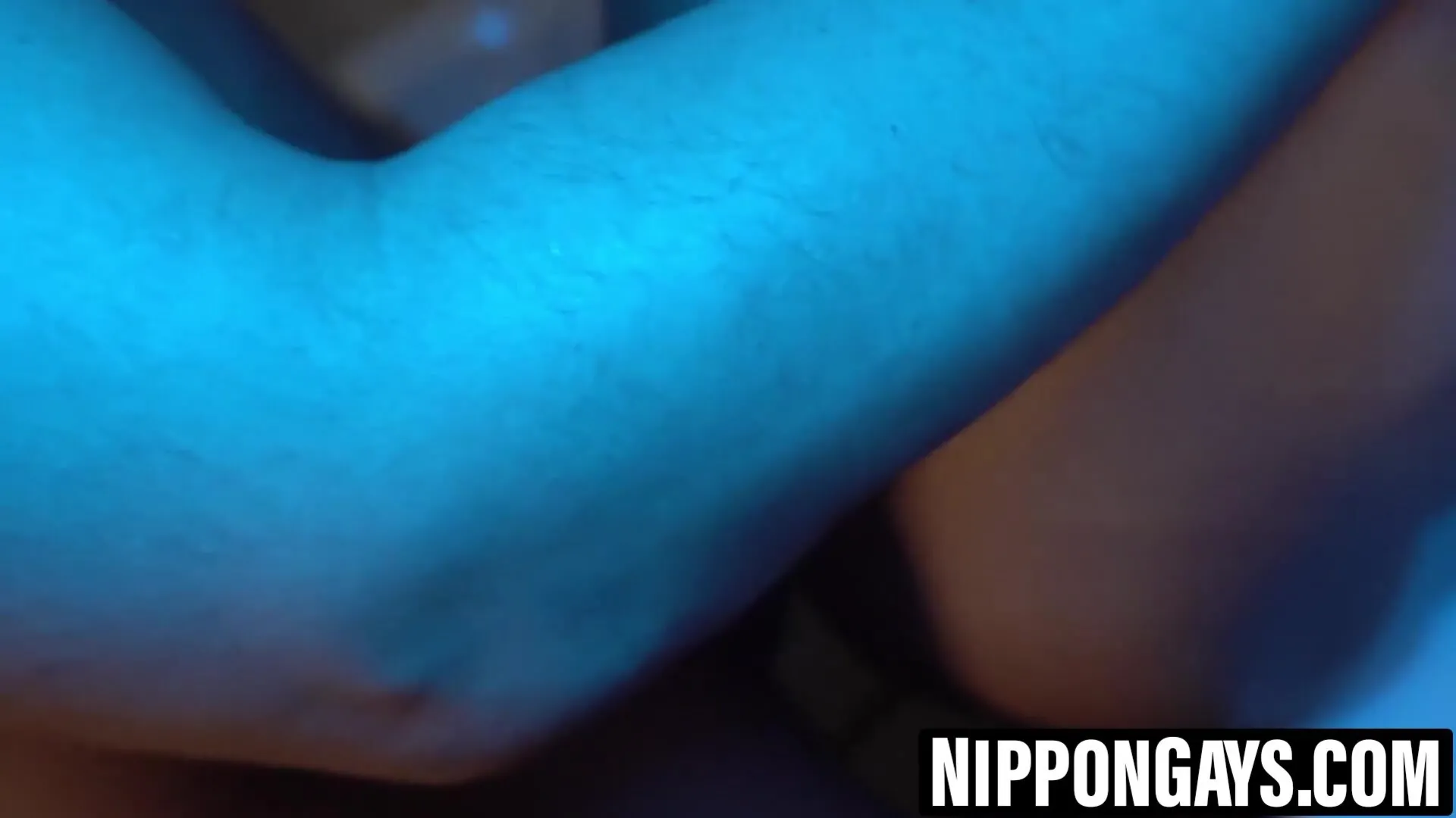 Mesomorphic Asian studs barebacking is the hottest sight