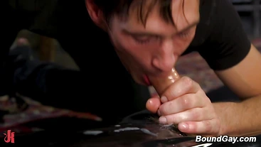 Kinky Dante Colle huge cock cumming