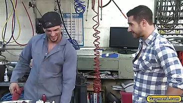 Hairy twinks blowjob and anal pounding in the body shop