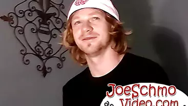 Straight Nimrod undresses and shows off his dick for a suck